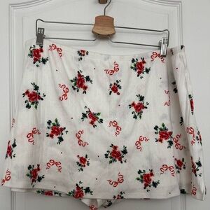NWT Lisa Says Gah Darcy White Mini Skort with Floral and Bow Print size 3XL